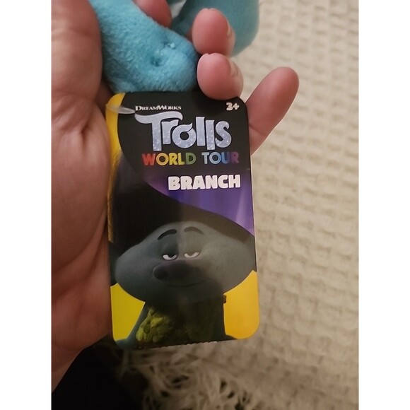 New Dreamworks Trolls World Tour Plush Branch Easter - Picture 6 of 7